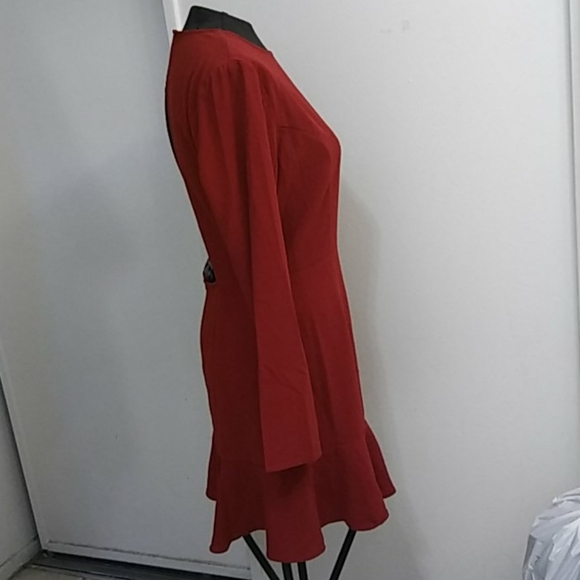 Dress - Picture 3 of 5